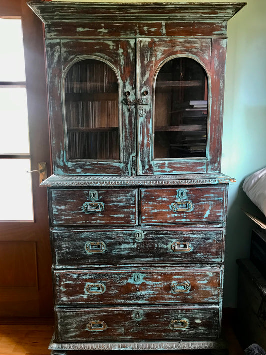 Beautiful antique Indian dresser