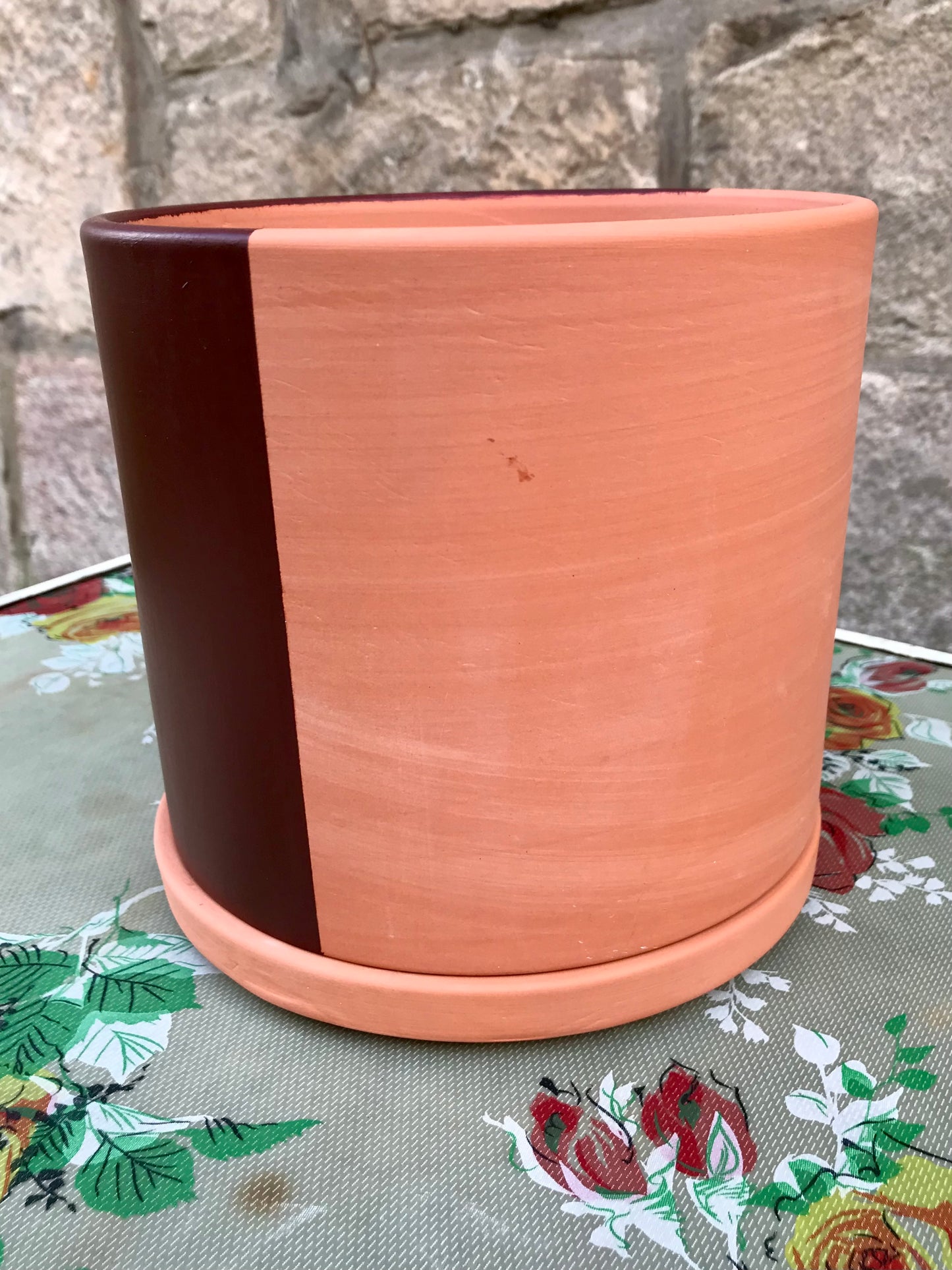 Hand painted contemporary terracotta plant pots in your choice of colours - indoor