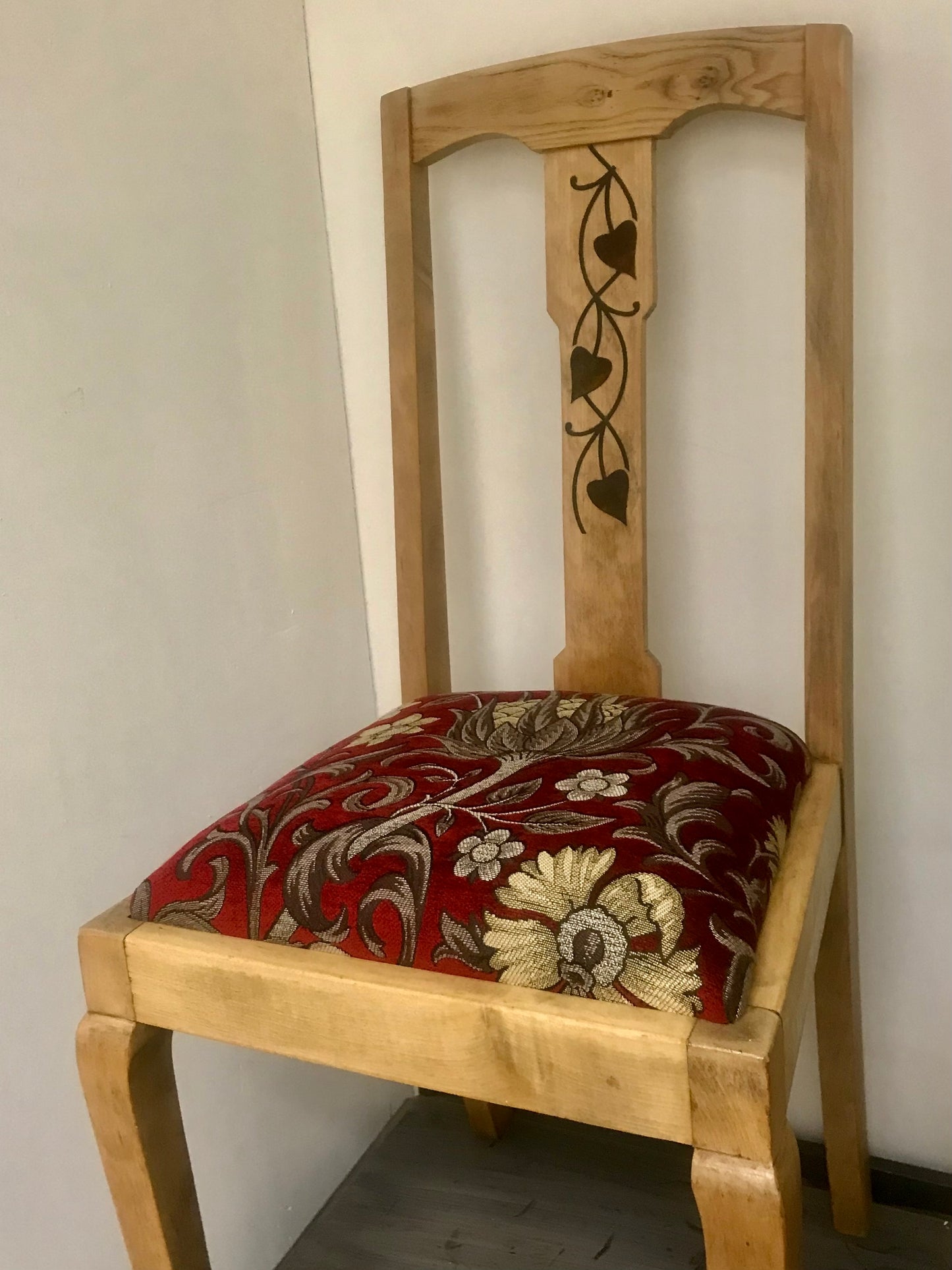 Commission for Amanda - 4 refurbished folky dining chairs