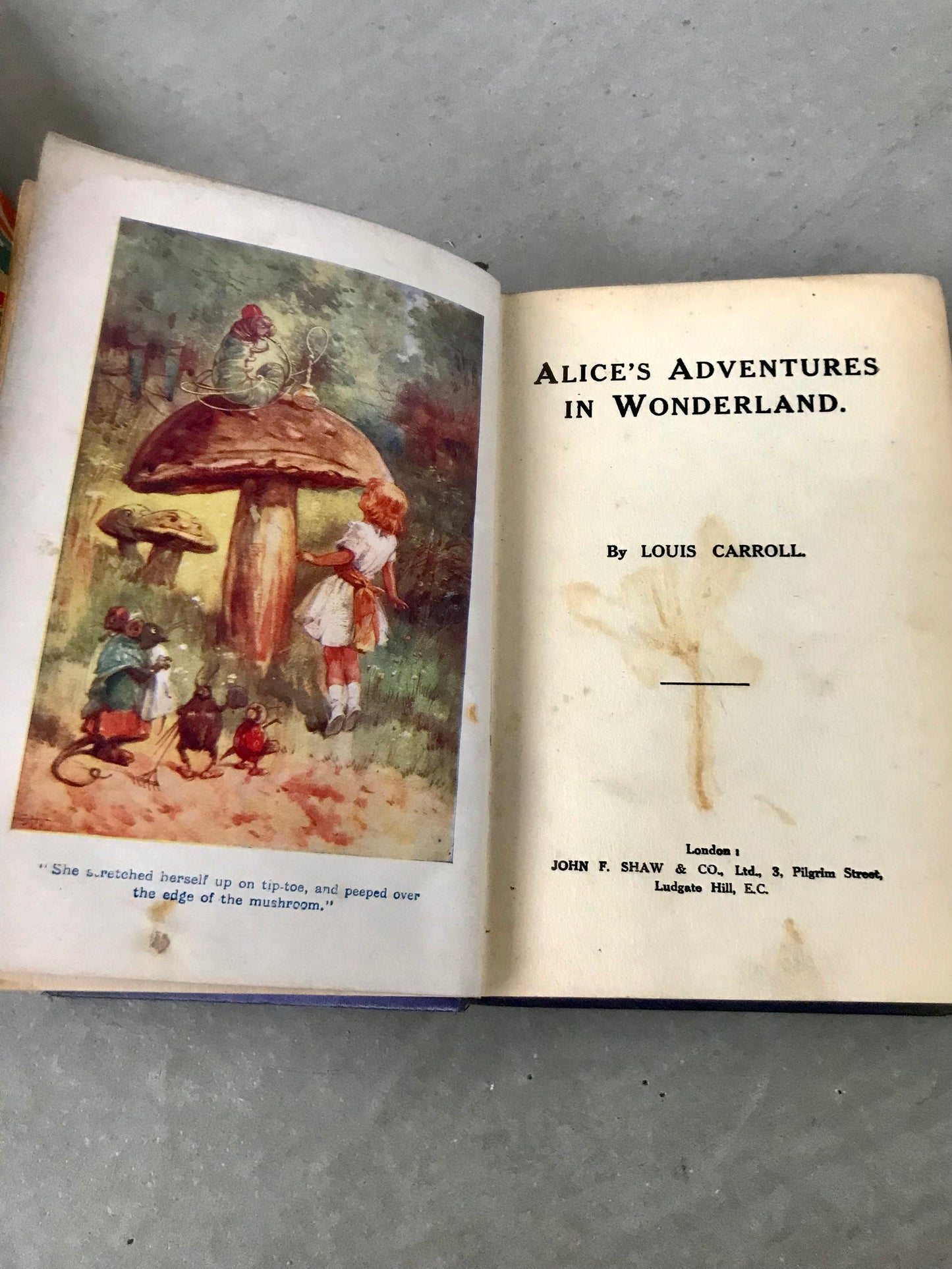 Antique rare 1910 illustrated edition of Alice in Wonderland by Louis Carroll