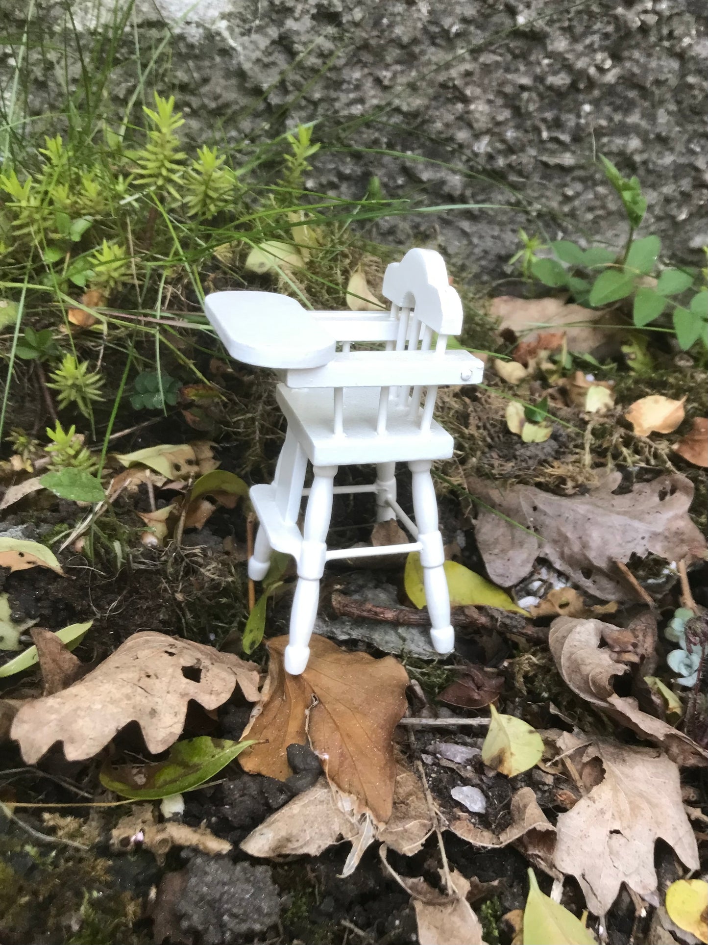 White High Chair for 12th Scale Dolls House