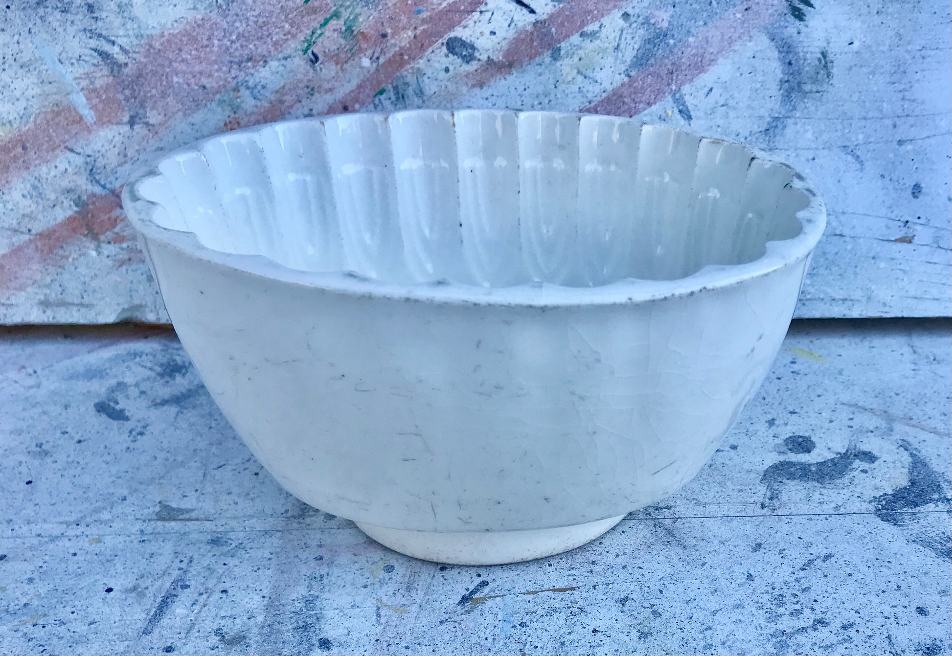 Vintage Ironstone ceramic jelly mould with shell design 15cm w x 12cm l x8.5cm high