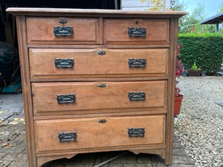 Vintage oak chest of drawers