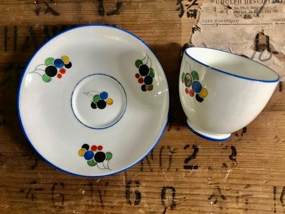 Gorgeous Art Deco set of 4 teacups