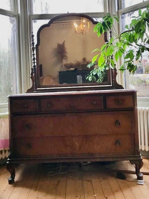 Lovely Queen Anne vintage Dressing Table table available for painting.... price includes painting