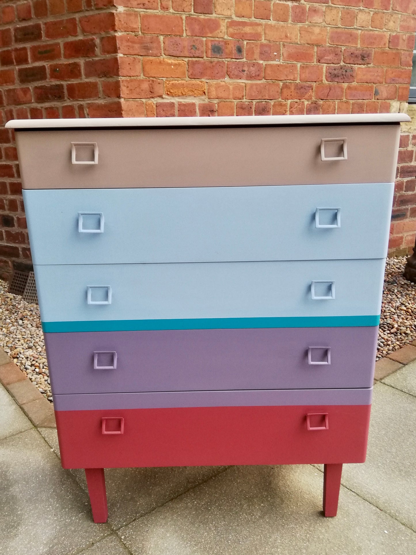 Vintage painted chest of drawers