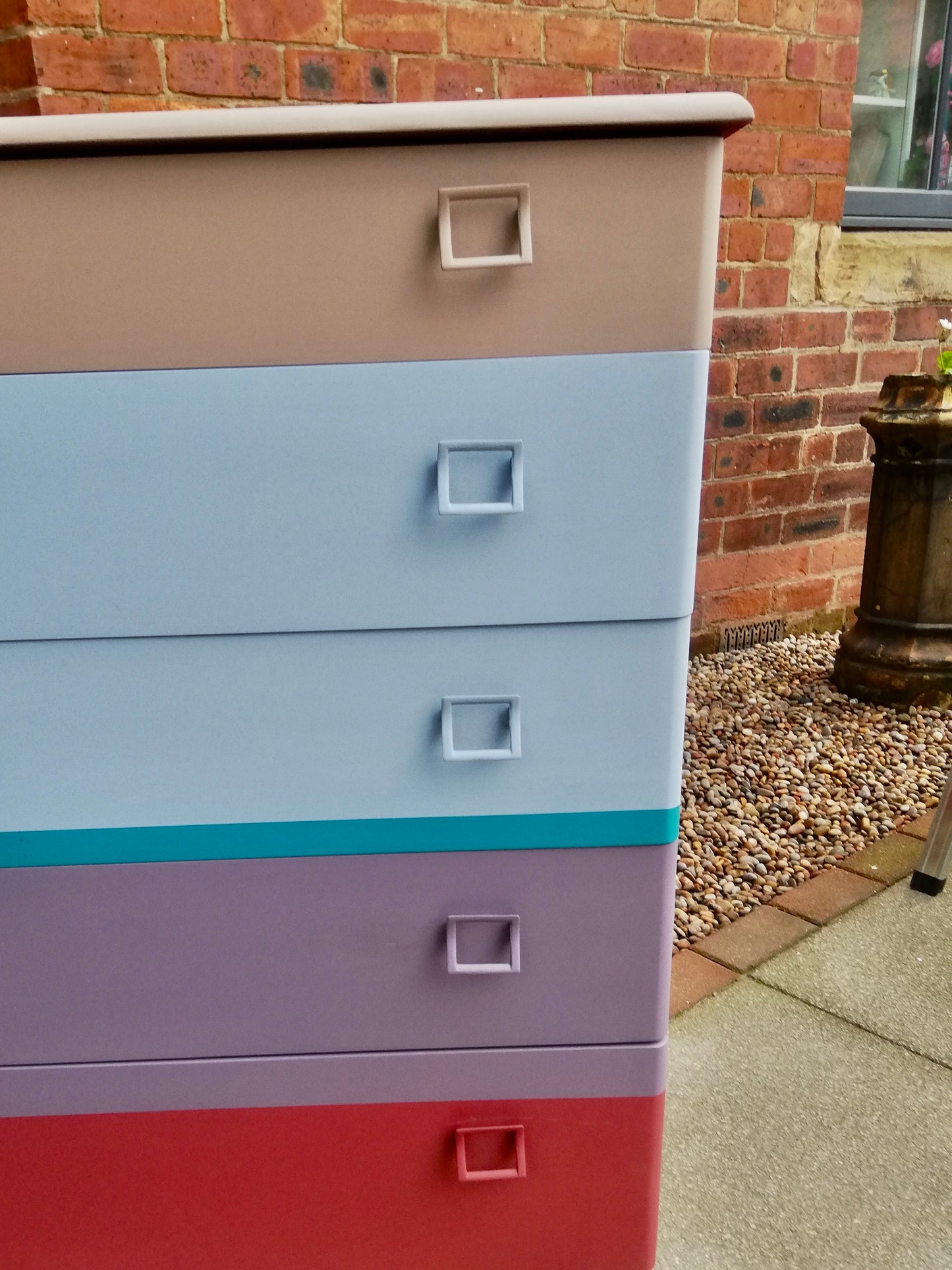 Vintage painted chest of drawers