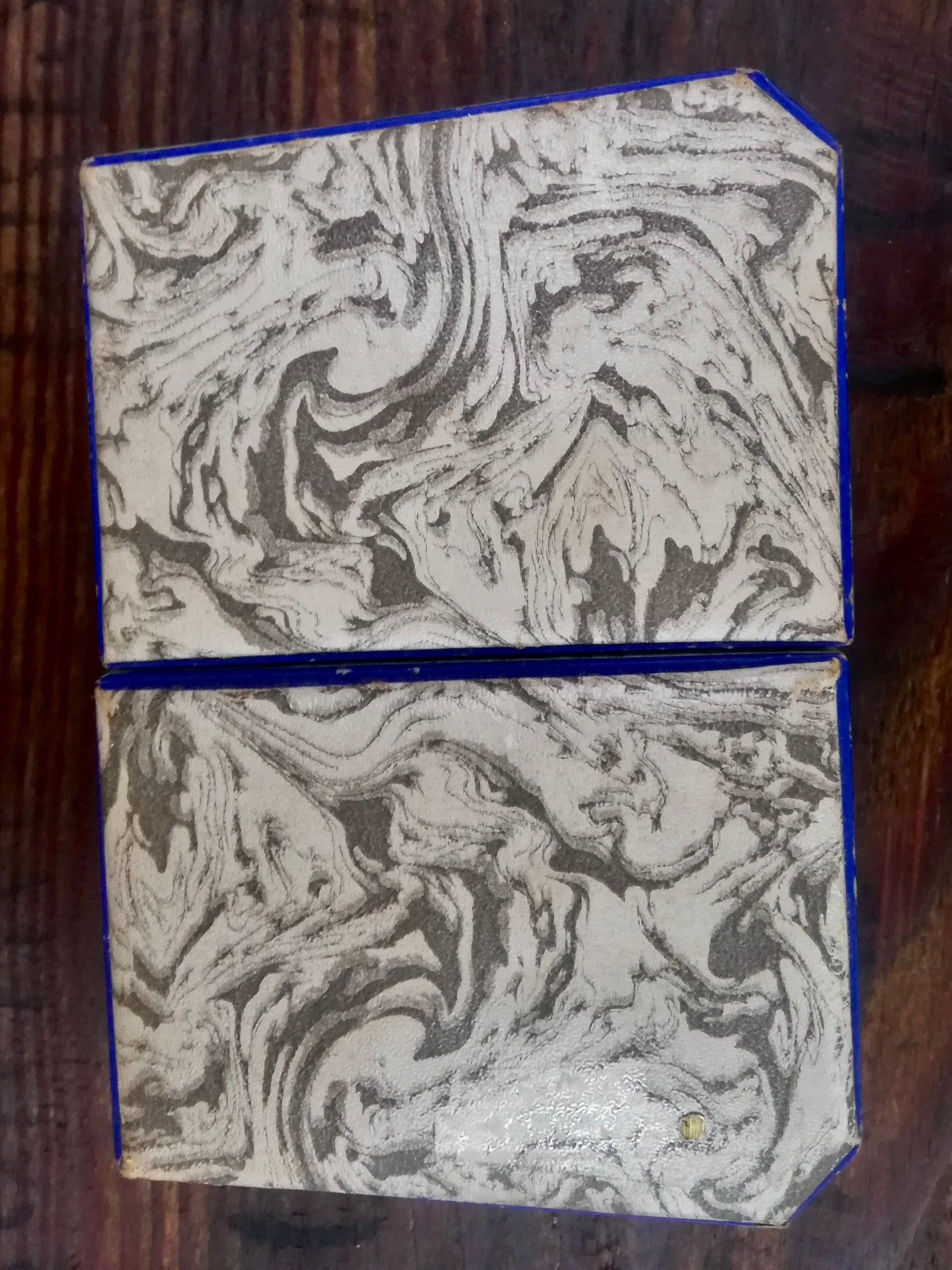 Set of 2 vintage decks of playing cards