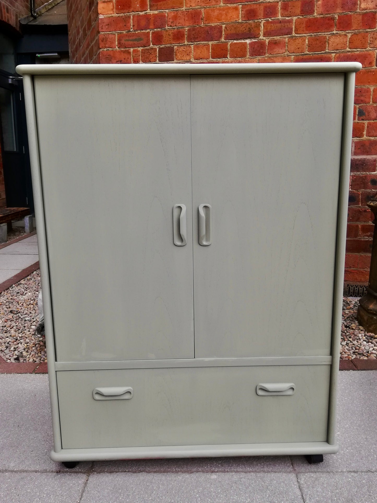 Vintage Mid Century G Plan TV cabinet / hifi unit