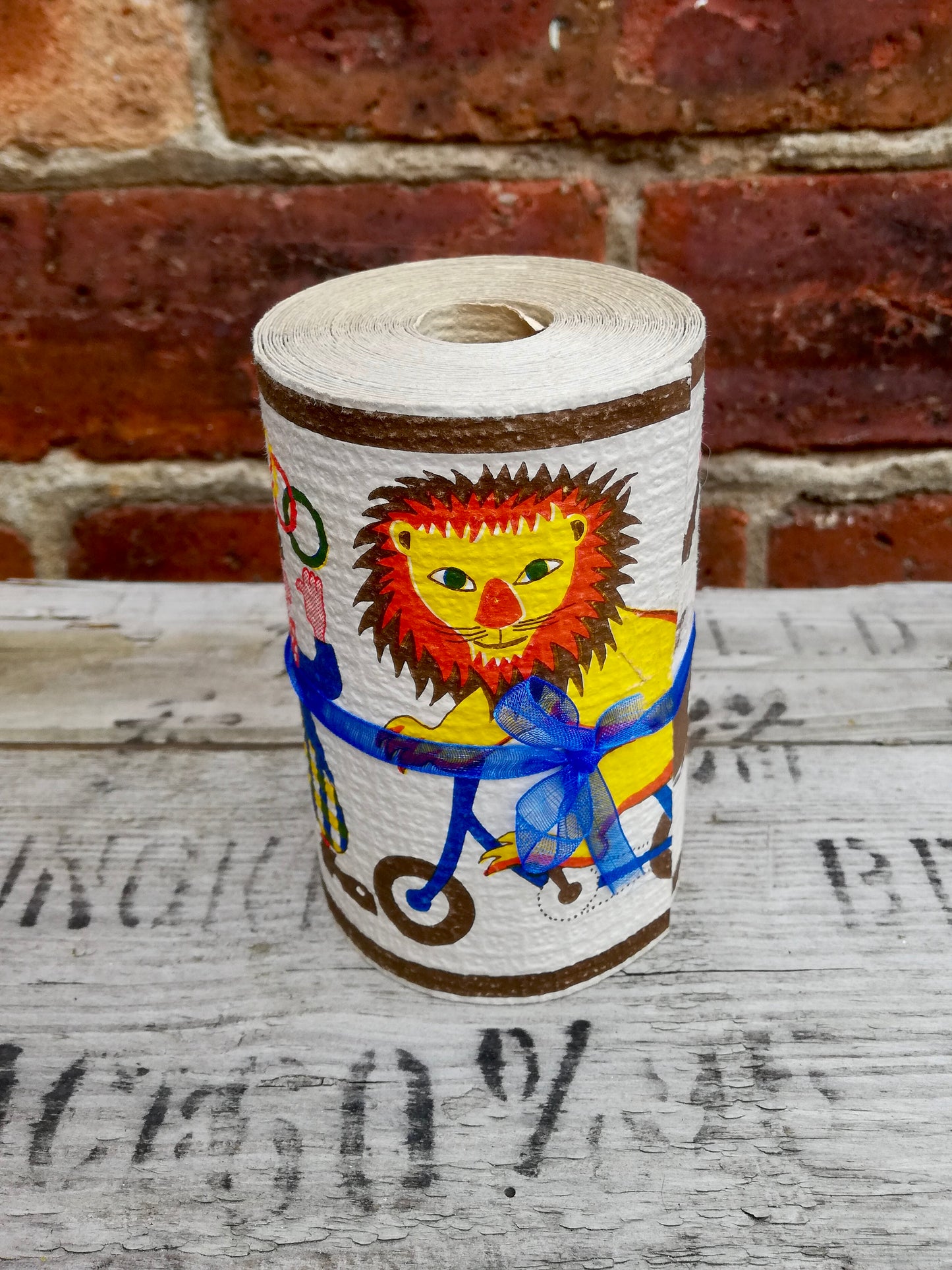 Amazing vintage circus wallpaper border roll.