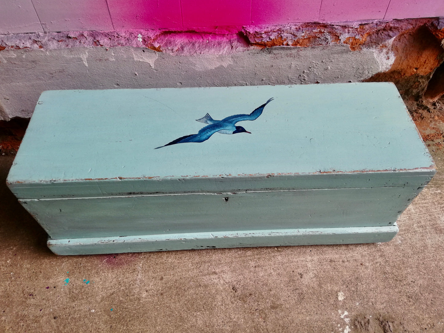 Vintage wooden lidded box painted in milk paint with seagull