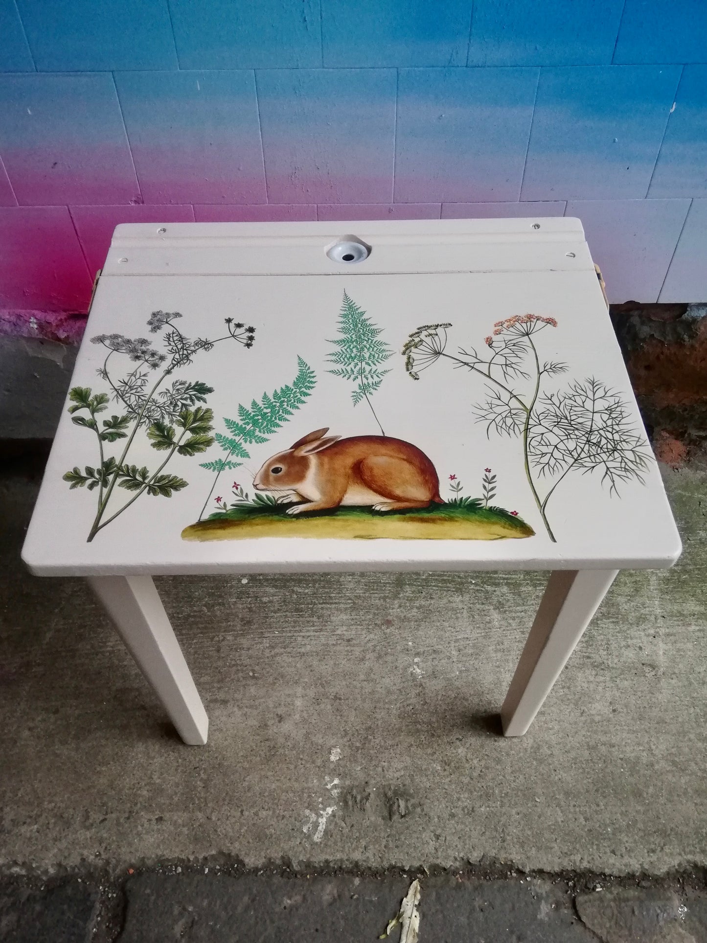 Children's painted desk - Rabbit theme