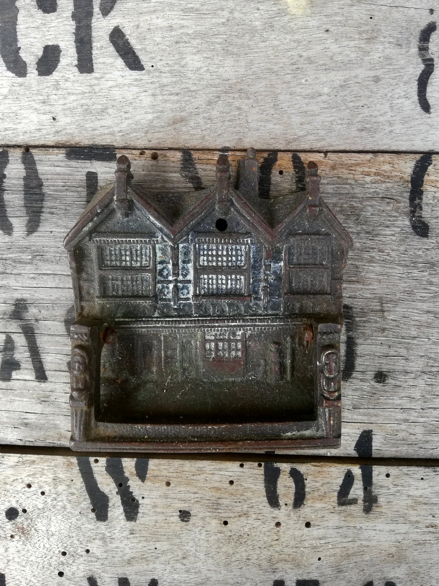 Brass vintage furniture handle - Tudor house!