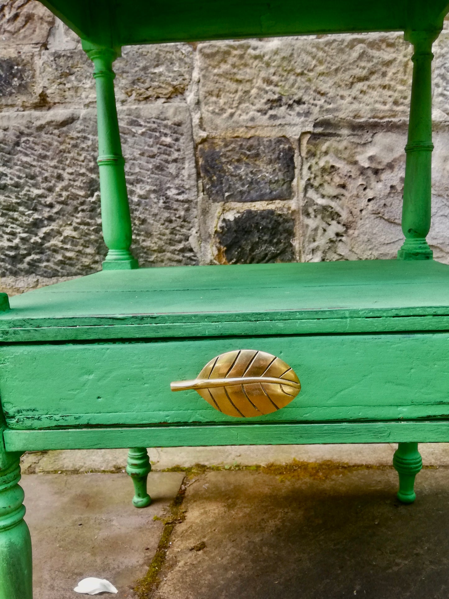 Bedside / side table / console table in Antibes green