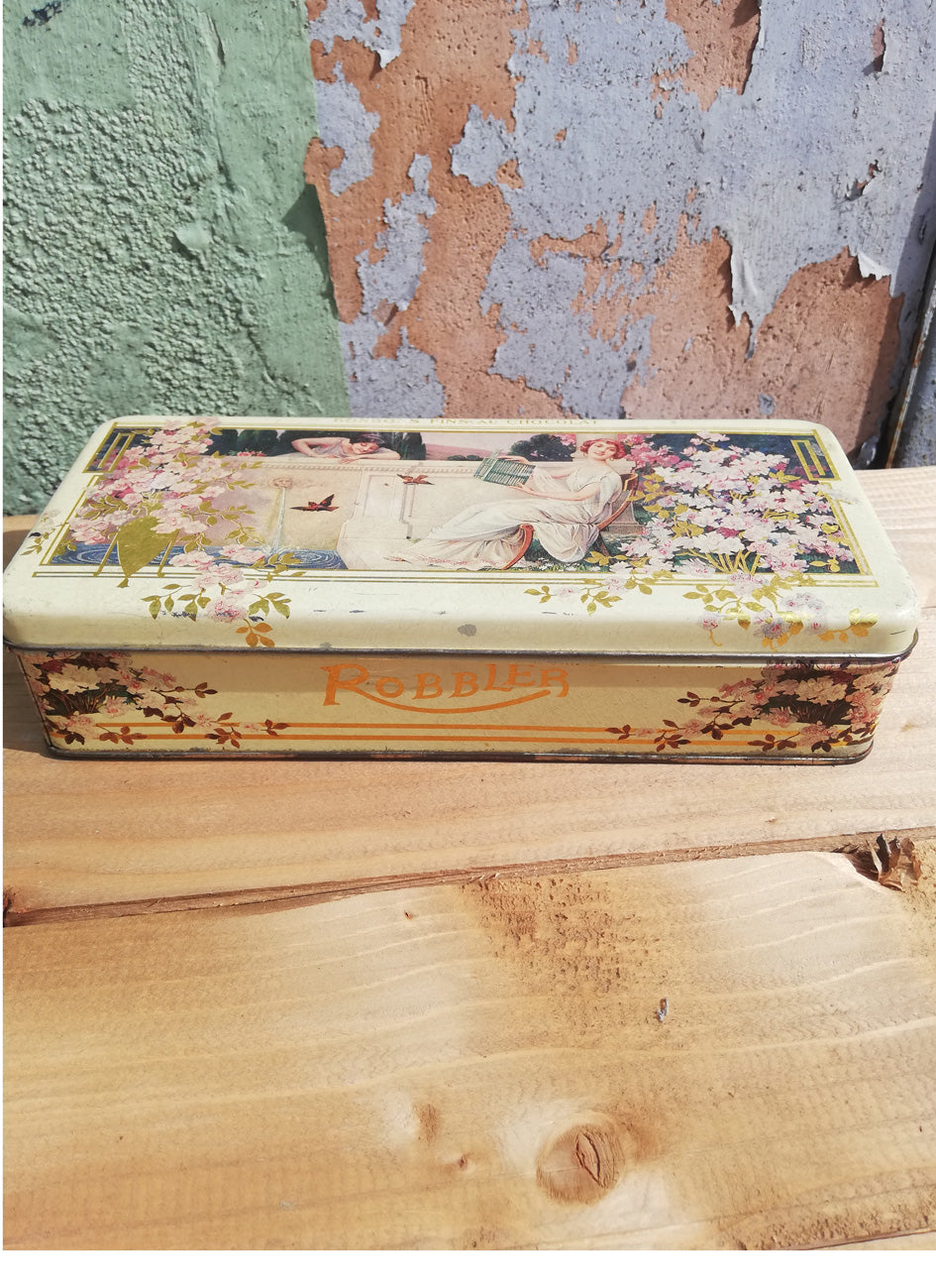 Original Vintage Robbler French chocolate bon bon Tin 1960's
