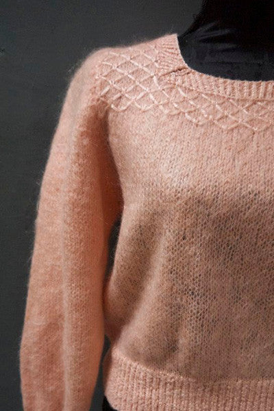 Vintage 1980s peach fluffy mohair jumper UK size 14