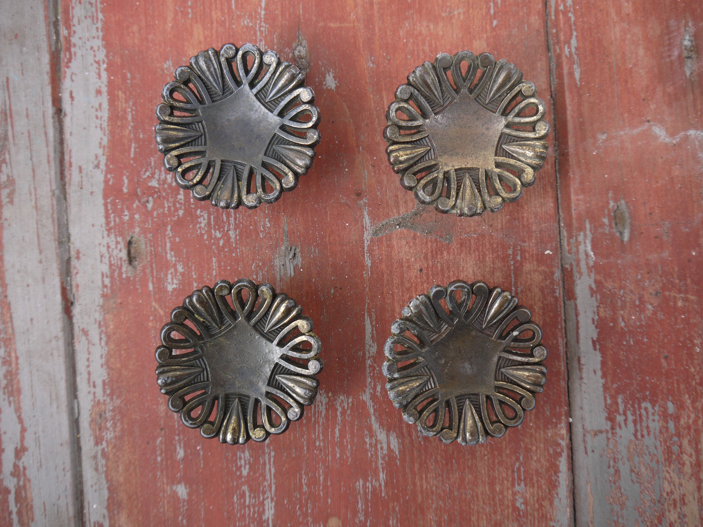 Vintage round cupboard cabinet knobs handles drawer pulls set of 4