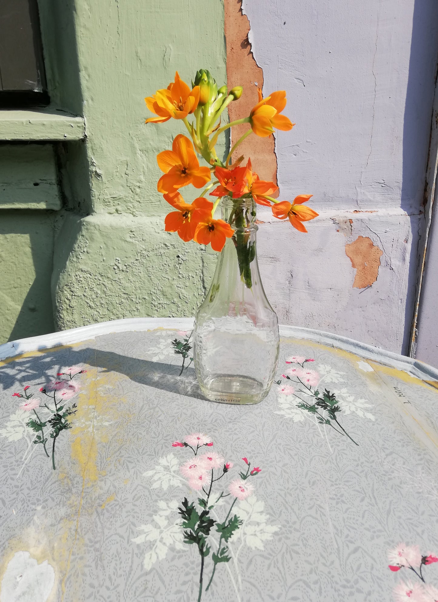 Vintage round hand painted coffee table with decoupaged top