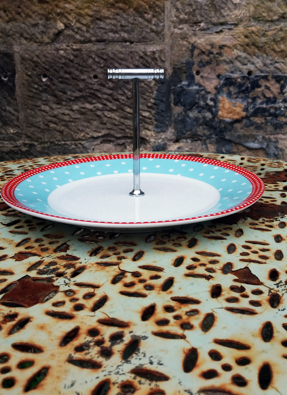 Vintage style cake stand / sandwich plate