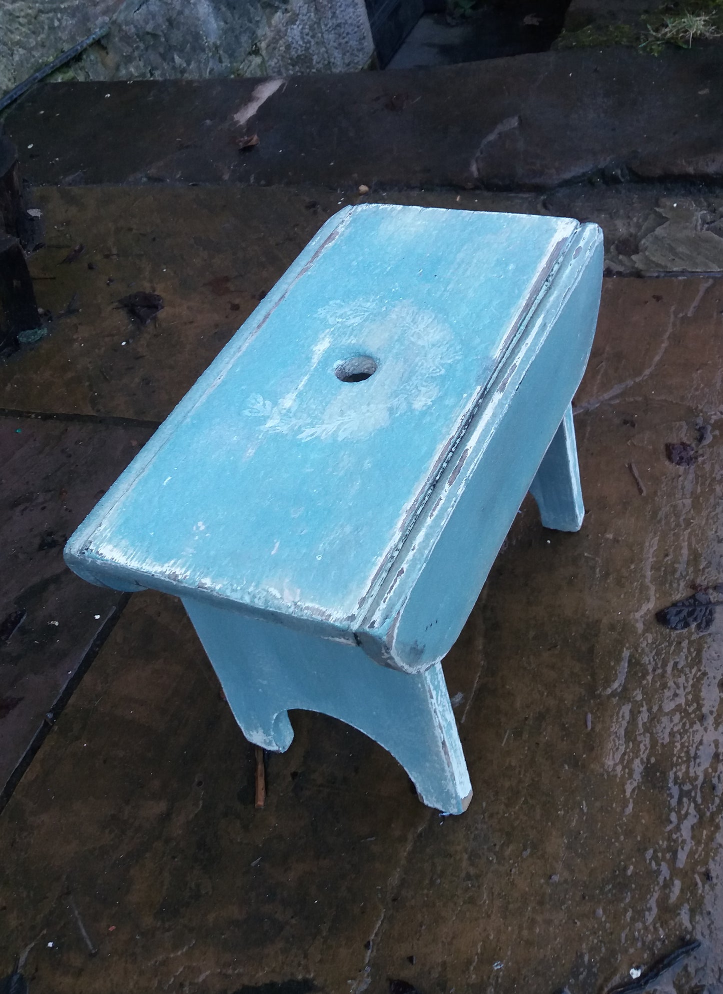 Vintage hand painted wooden step stool with wreath design