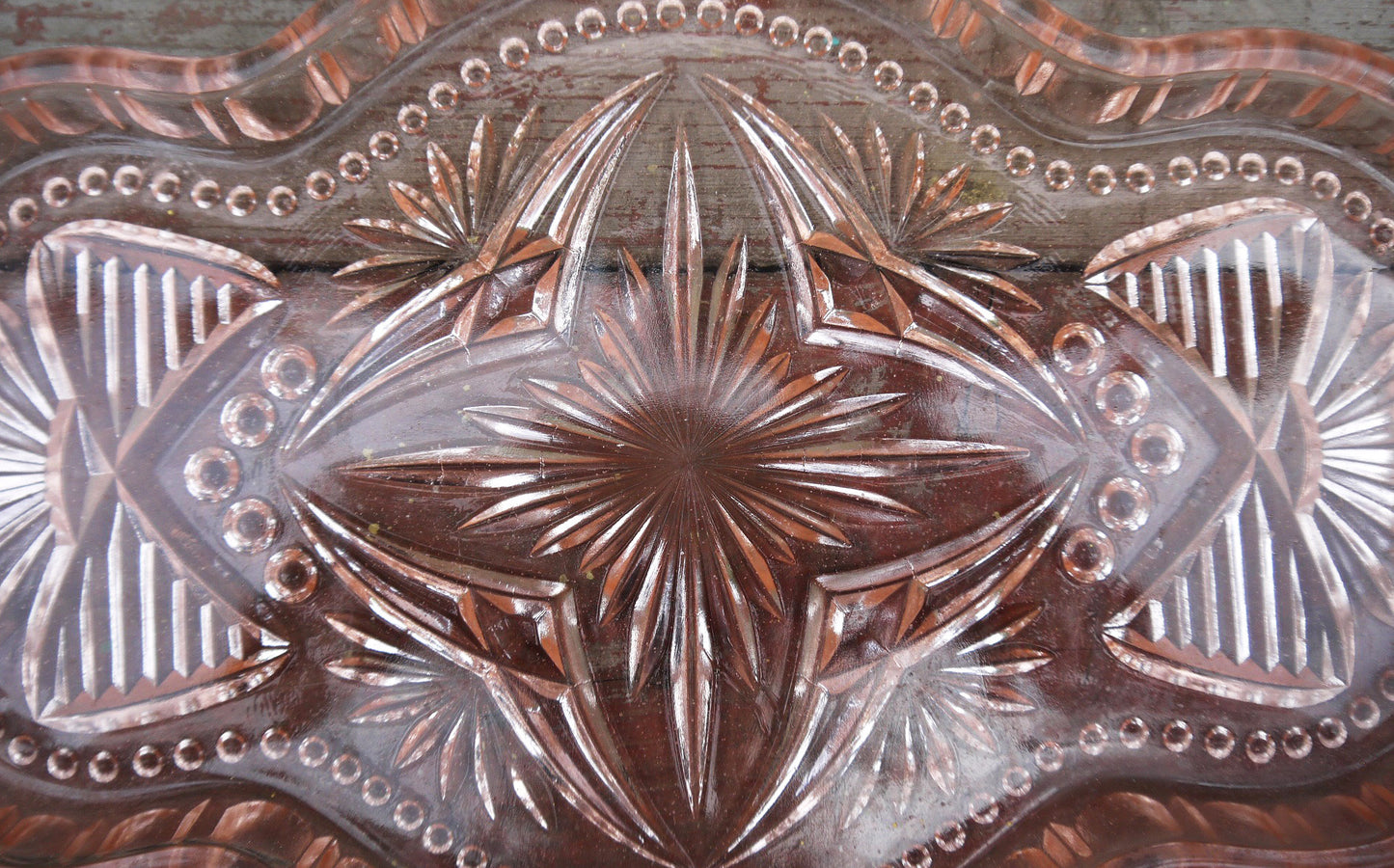 Lovely vintage pink cut glass serving dish perfect for party food! 30.5cm wide x 19cm deep