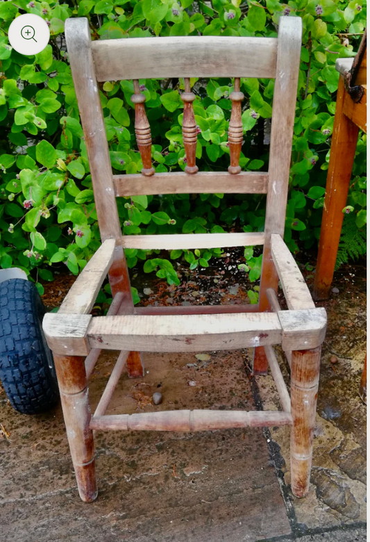 Children's chairs available for weaving