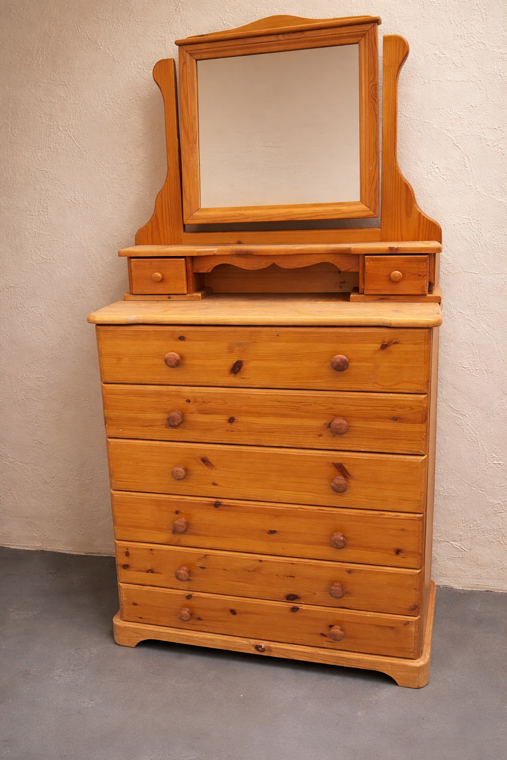 Vintage pine Dressing Table / chest of drawers available for painting.... price includes painting