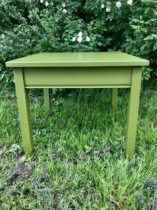 Painted children's tables in solid beech wood - you choose your colour