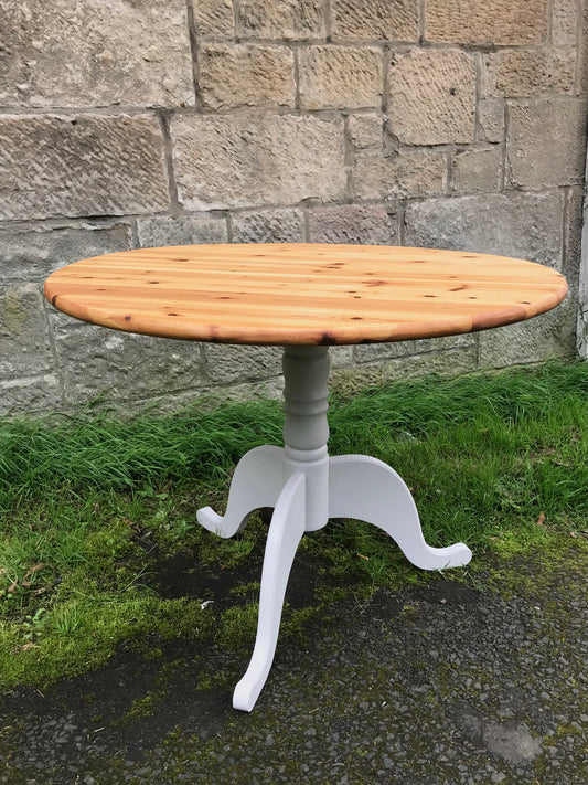Commission for Melanie - refurbished pedestal dining table