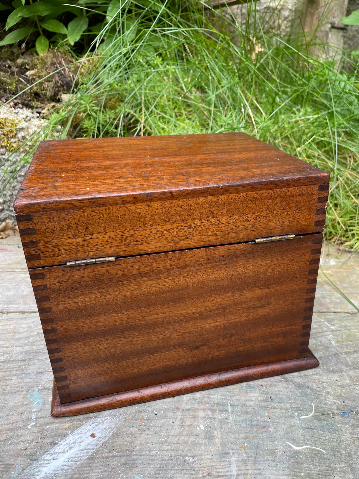 Vintage wooden keepsake box