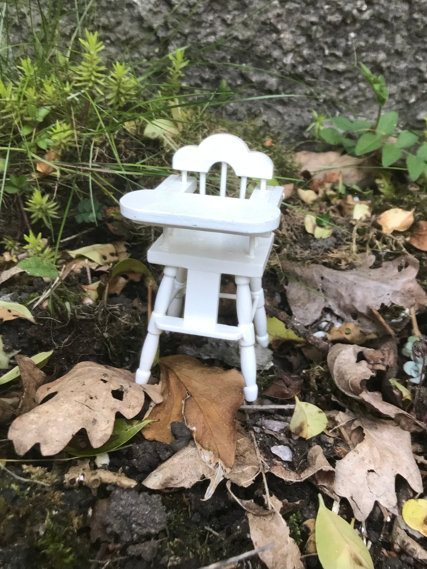 White High Chair for 12th Scale Dolls House