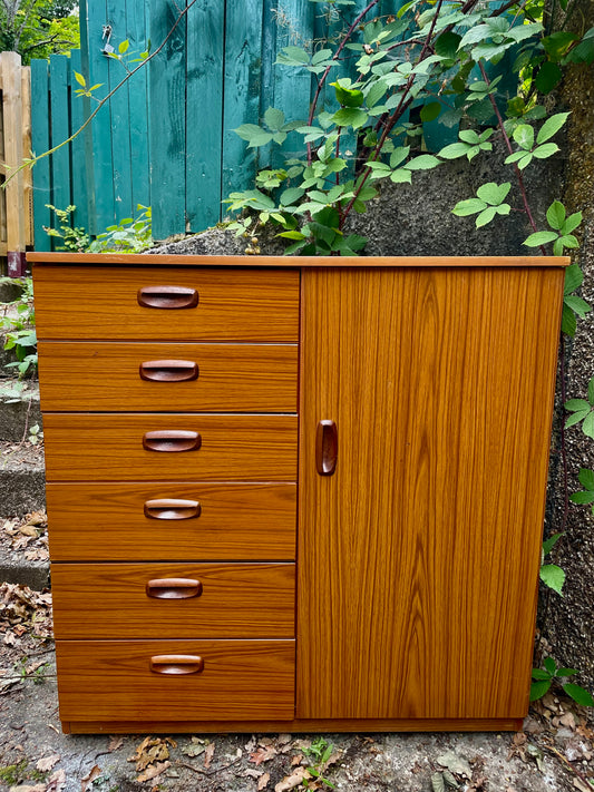 Vintage Mid Century Schreiber Cabinet available for painting - price includes painting