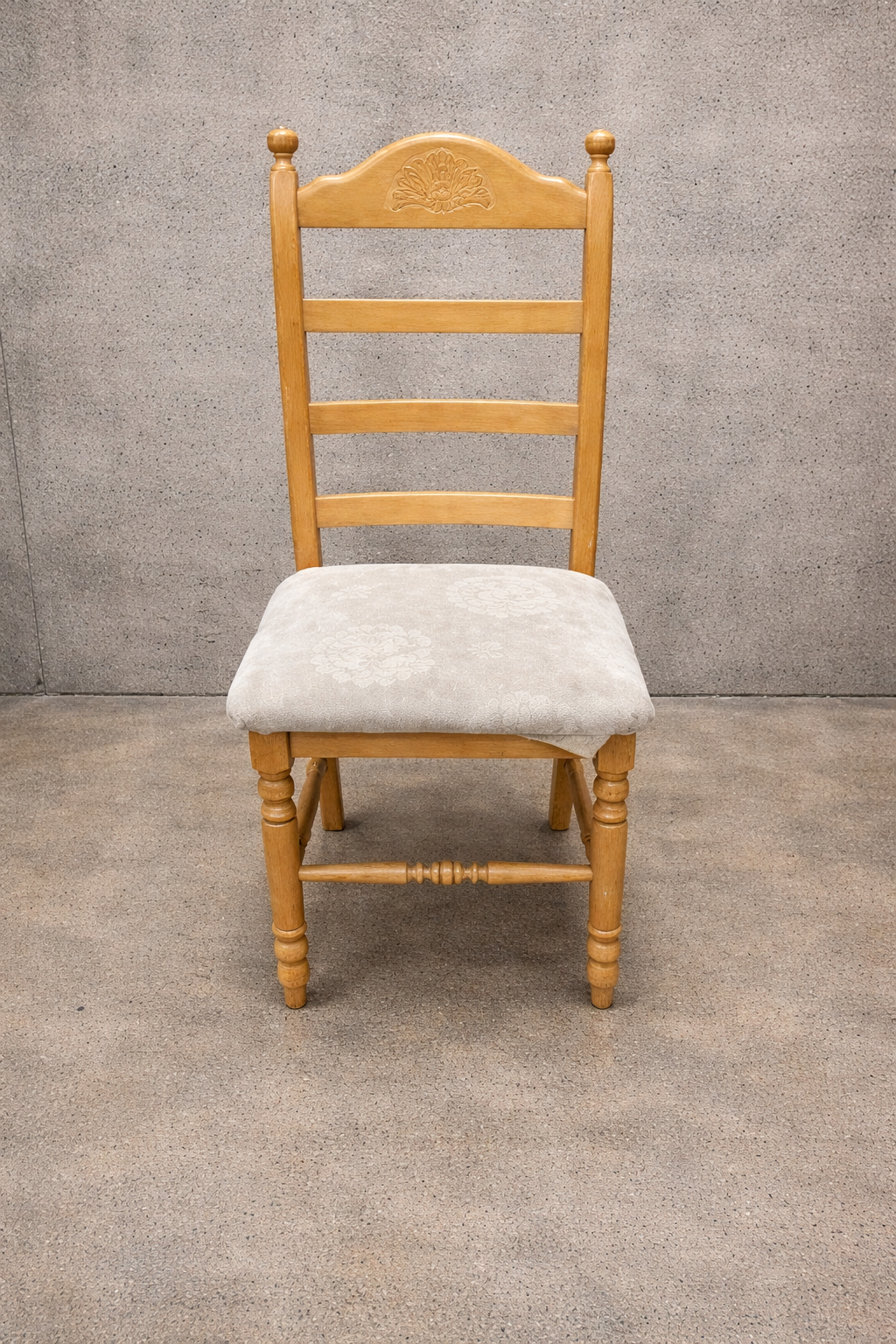 Set of 4 Vintage high back dining chairs  available for reupholstery and painting your choice of colour 4 available