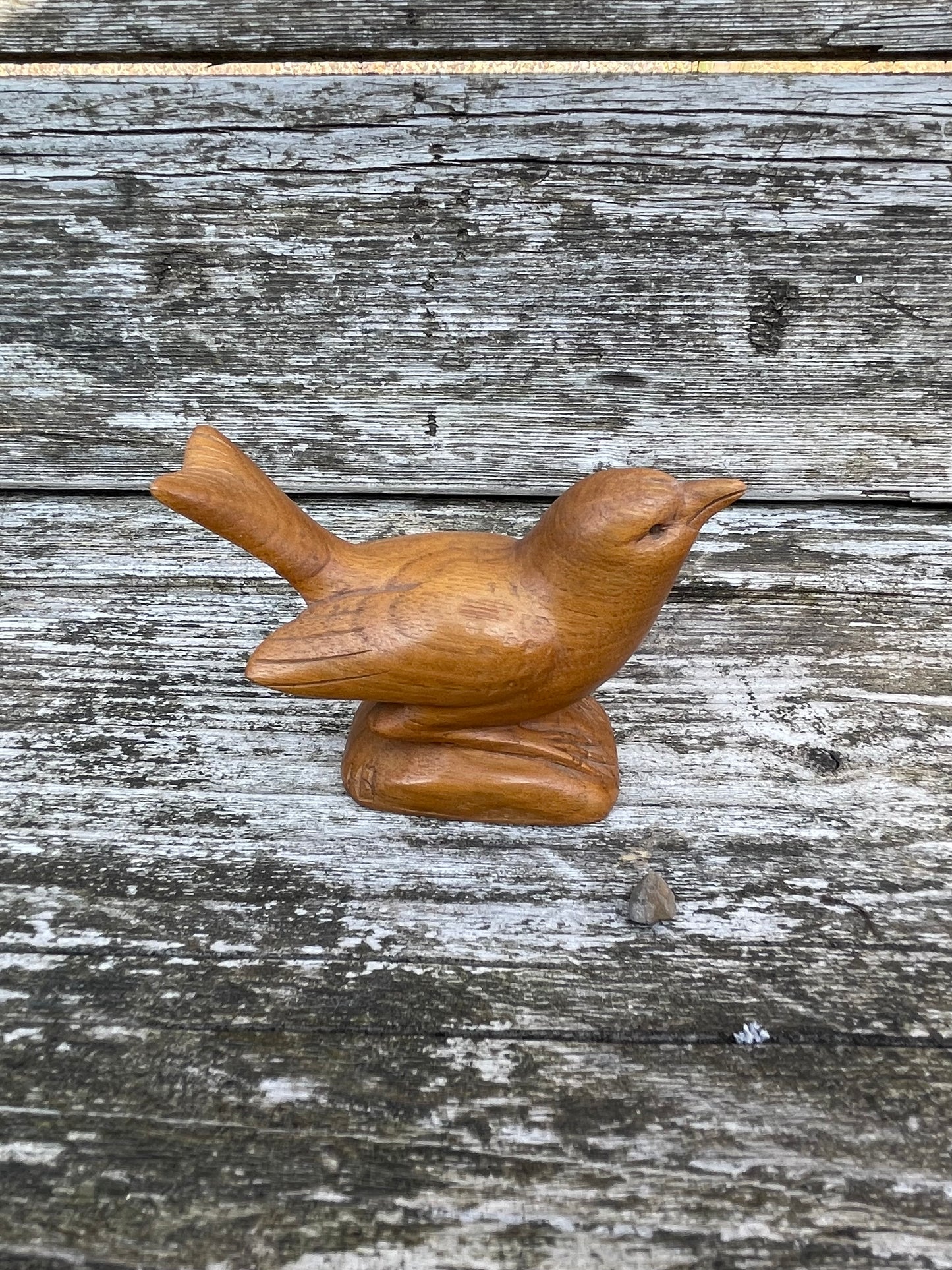 Vintage wooden bird figurine / ornament