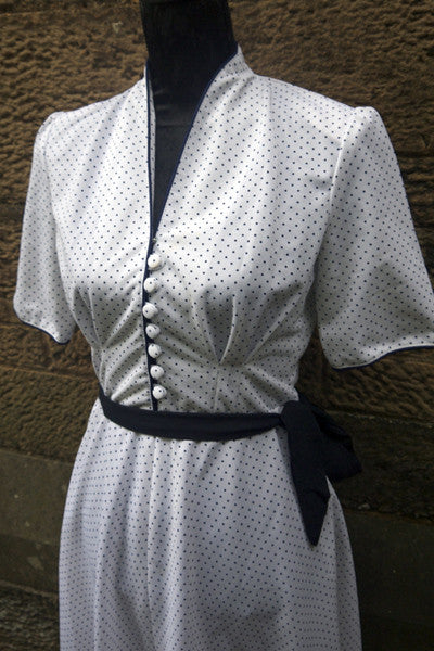 1950s vintage retro white and navy polkadot dress