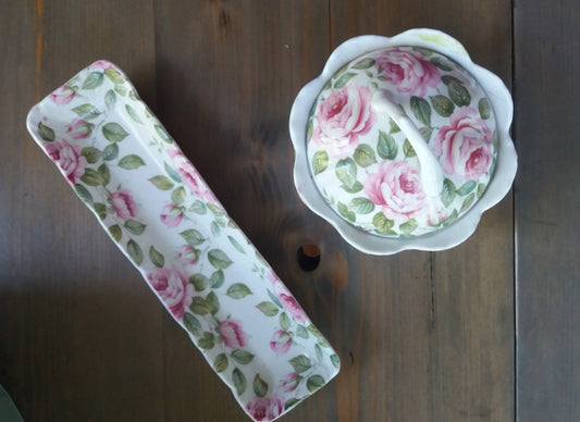Cute floral vintage dressing table set