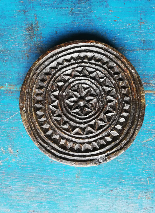 Antique stone chapatti mould
