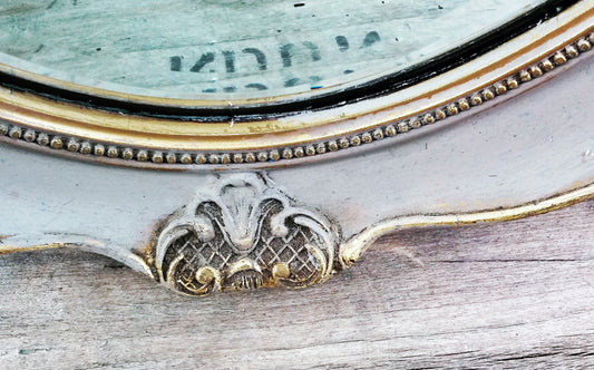 Gorgeous Vintage oval gilt mirror painted in miss mustard seed milk paint schloss. 63cm x 34cm. Original chain ready to hang