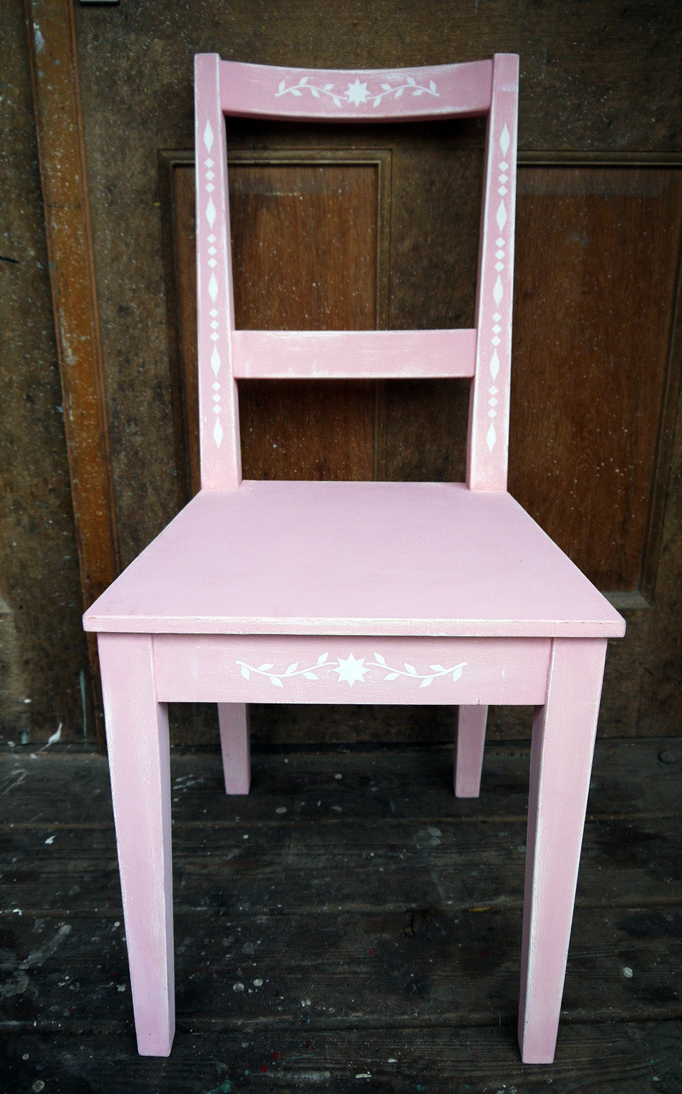 IKEA chair update painted in white and pik with bautiful folk art white stencil design - all profits got to Maggies Cancer Centres in aid of Breast Cancer Awarness Month