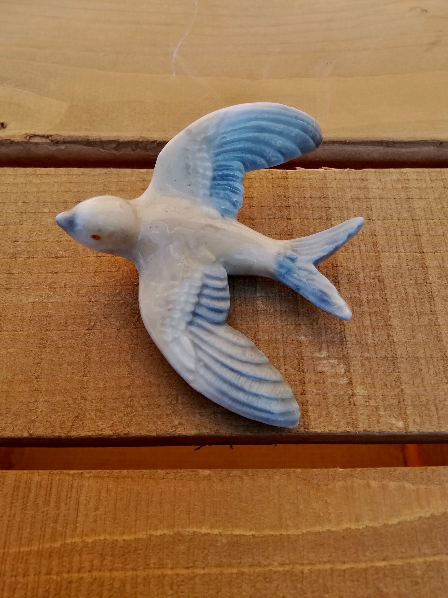 Beautiful little ceramic bird ornament