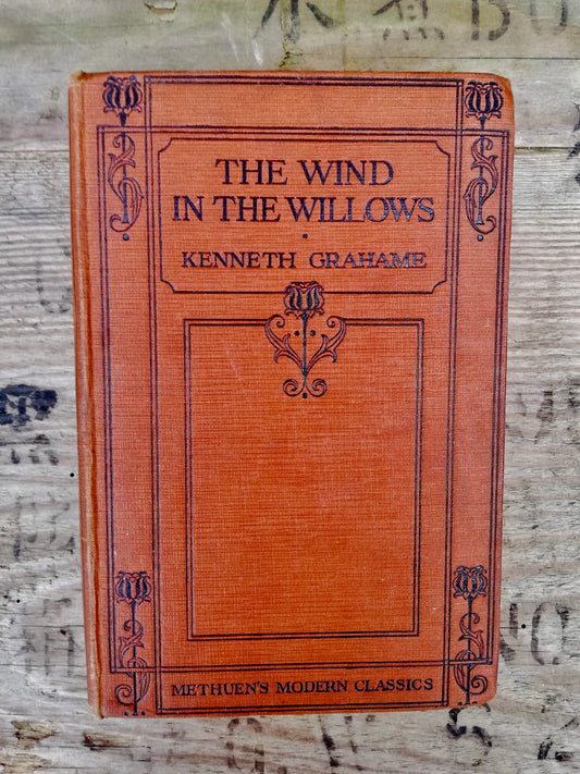 Vintage 1929 copy of The Wind In The Willows by Kenneth Grahame