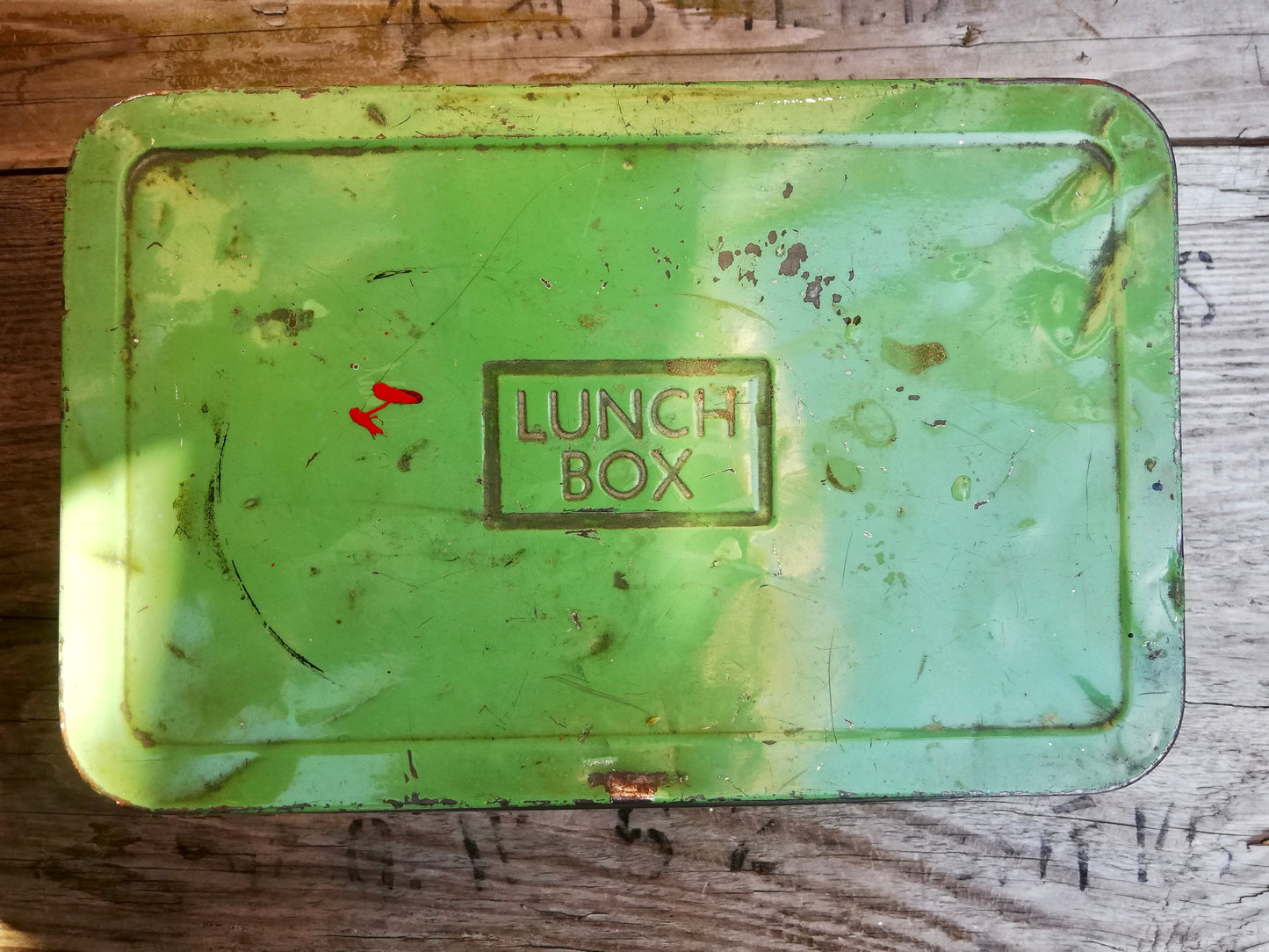 Vintage lunch box tin