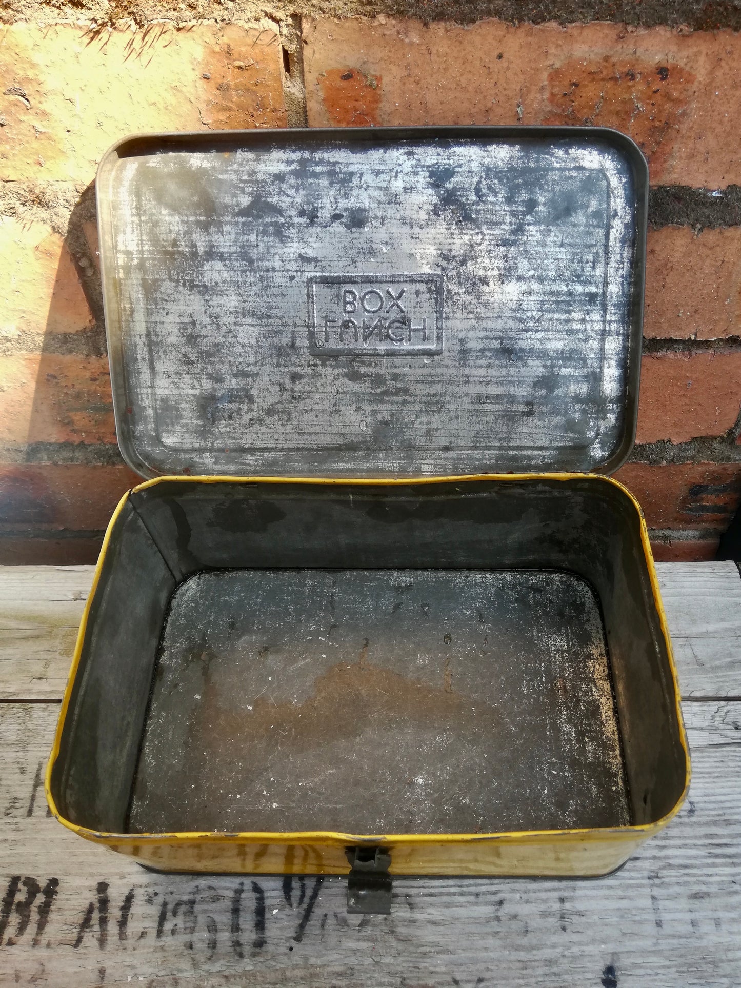 Vintage lunch box tin