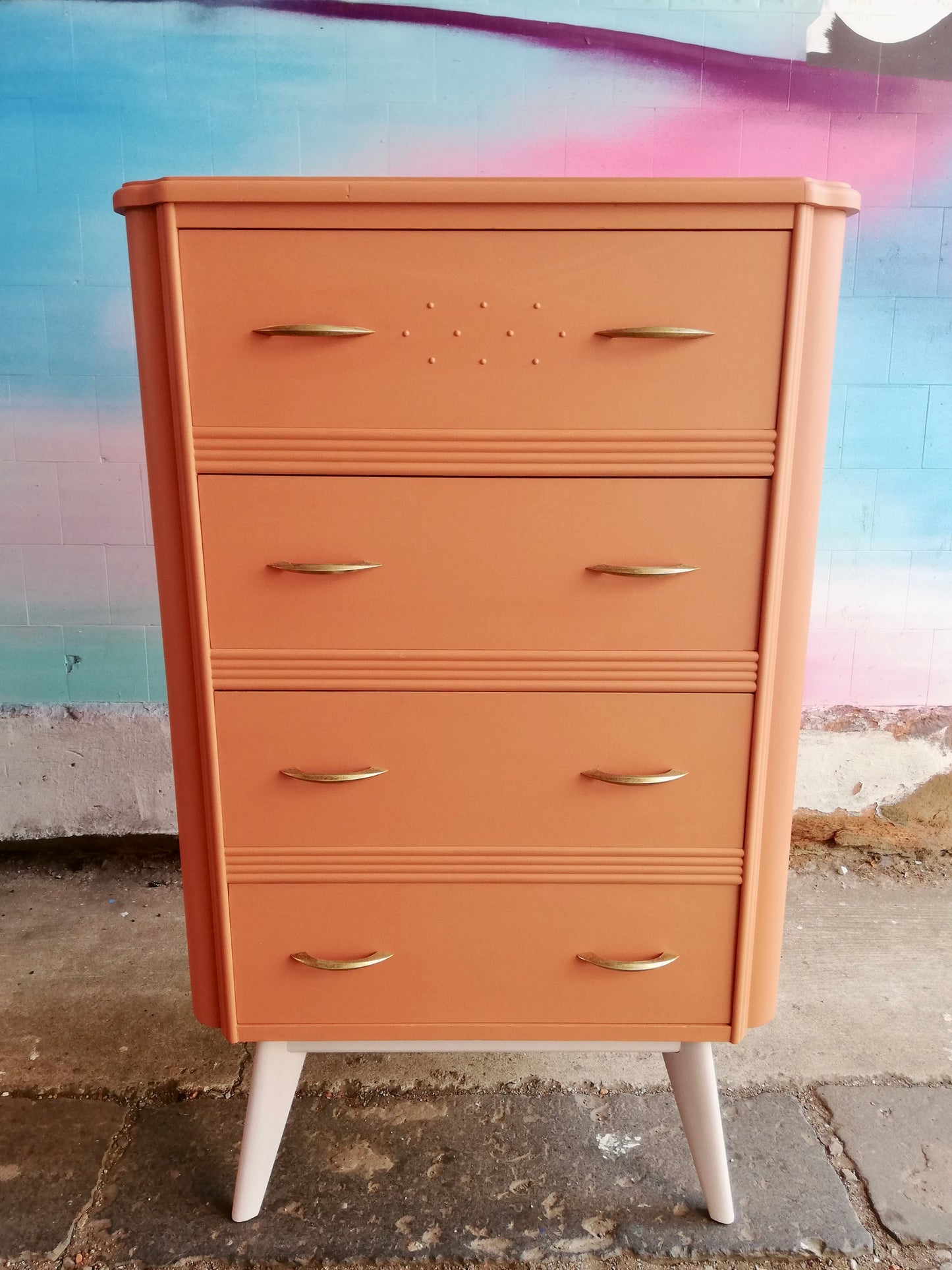 Vintage mid century chest of drawers