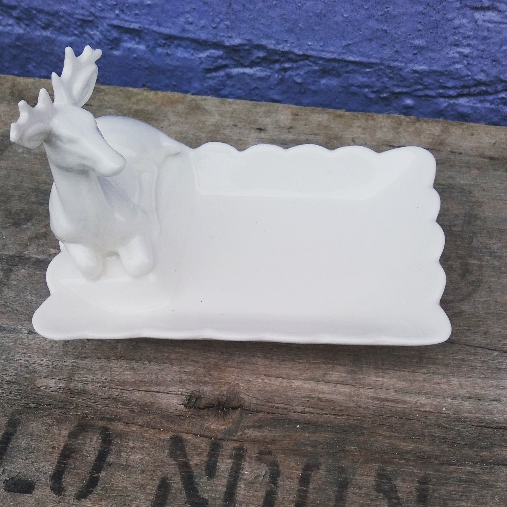 Stag rectangular ceramic jewellery dish in white