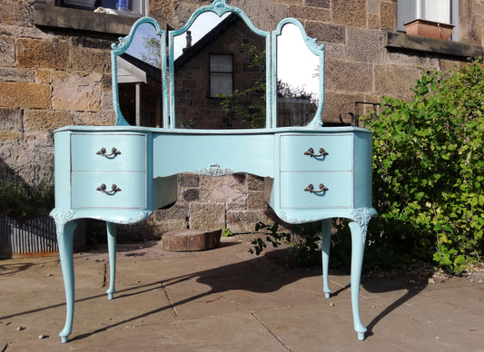 Vintage dressing table painted in Vintage With Grace chalk paint Surfer