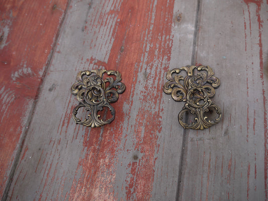 Vintage droplet cupboard cabinet knobs handles drawer pulls set of 2