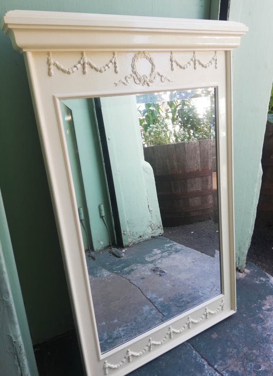 Vintage mirror - to have it painted please contact me to discuss what you would like. Price shown if for the piece finished and painted
