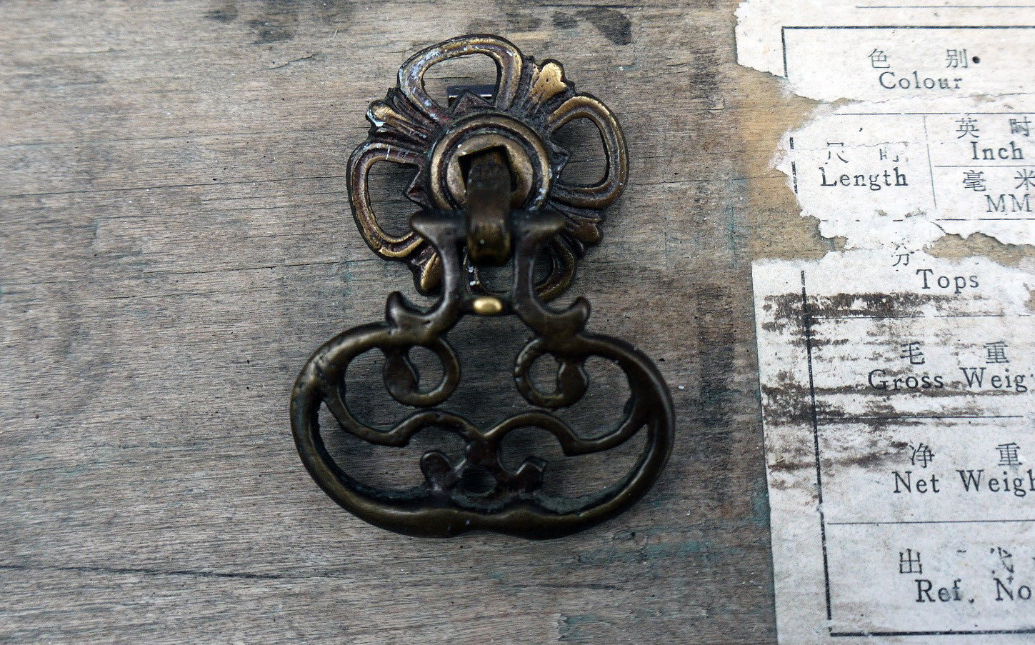 Vintage ornate cupboard droplet cabinet knobs handle drawer pull