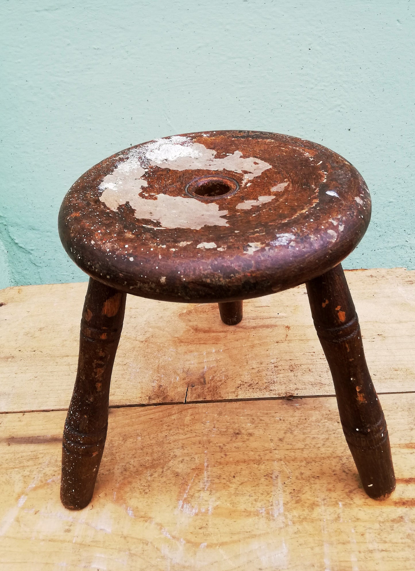 Adorable tiny vintage milking stool